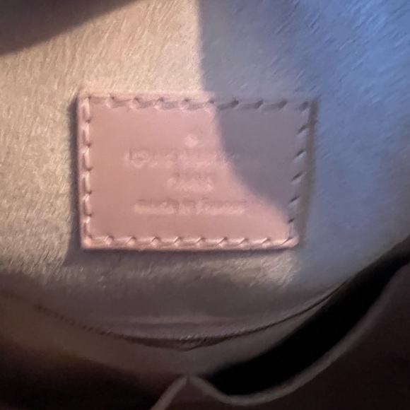 Caissa hobo Rose for sale. Gently used, I never use it. No trades. - Picture 9 of 9